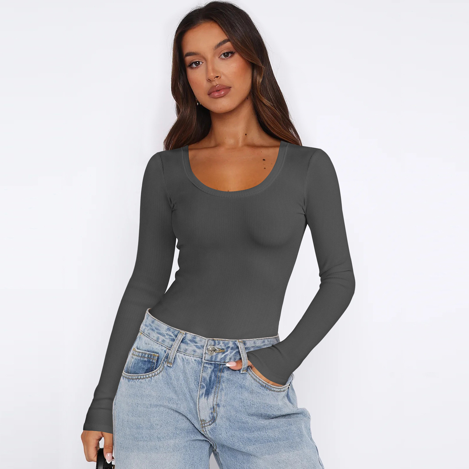 Gris foncé