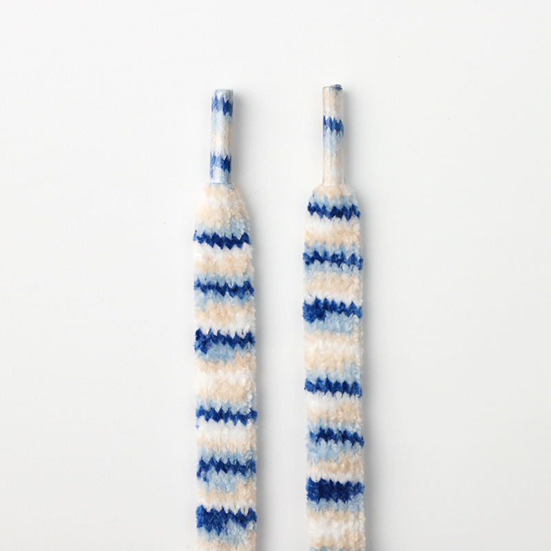 Lacets en peluche rayés bleu et blanc