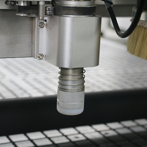 Enrutador de madera CNC para carpintería de cuero personalizado China CNC 2030 enrutador CNC ATC lineal con cuchillo oscilante - Product Image 4