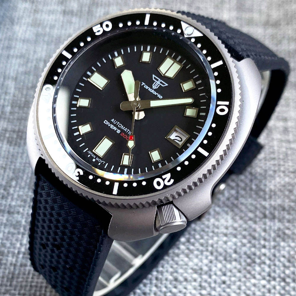 logo black