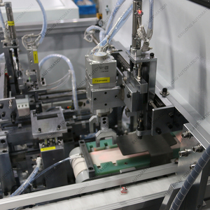 Línea de producción automatizada de montaje y prueba para relés de estado sólido - Product Image 2