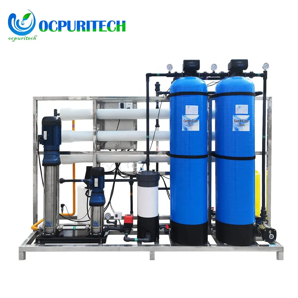 Solaire alimenté RO 1000lph osmose inverse dessalement purification de l'eau de remplissage machines à boire pour bien fabriqué en Chine