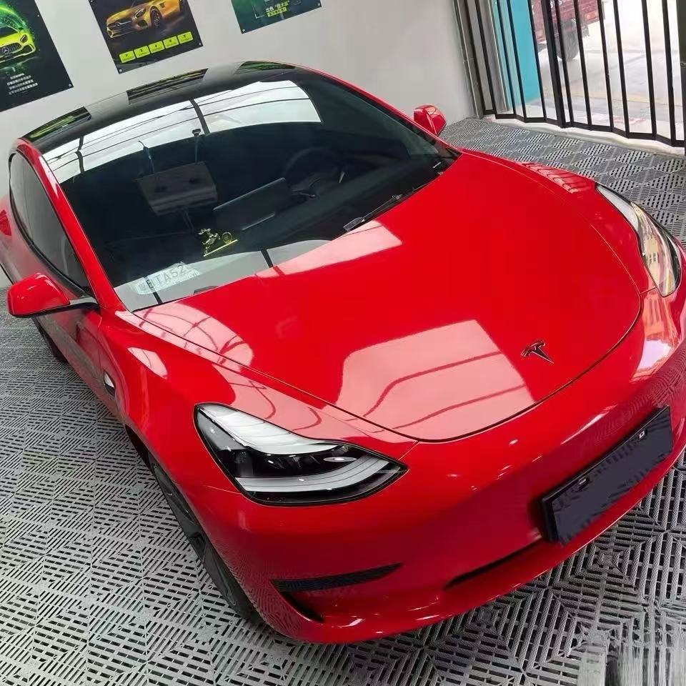 P*orsche Carmine Red