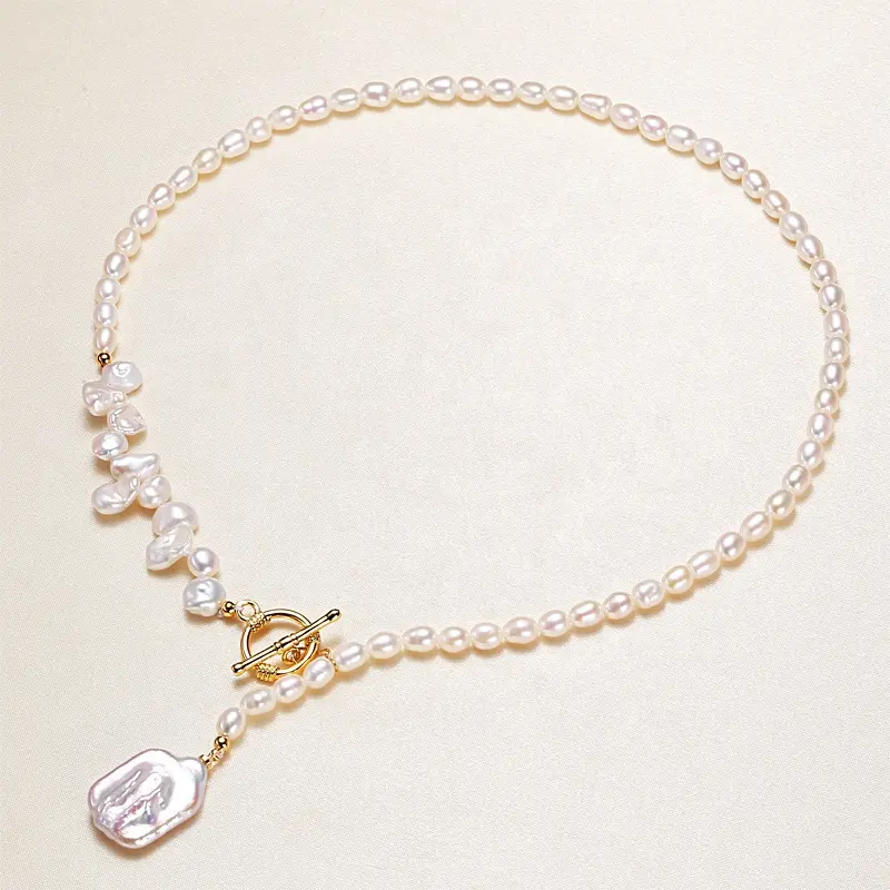 Collana di perle d'acqua dolce di ultimo design con pendente mix up collana di perle barocche