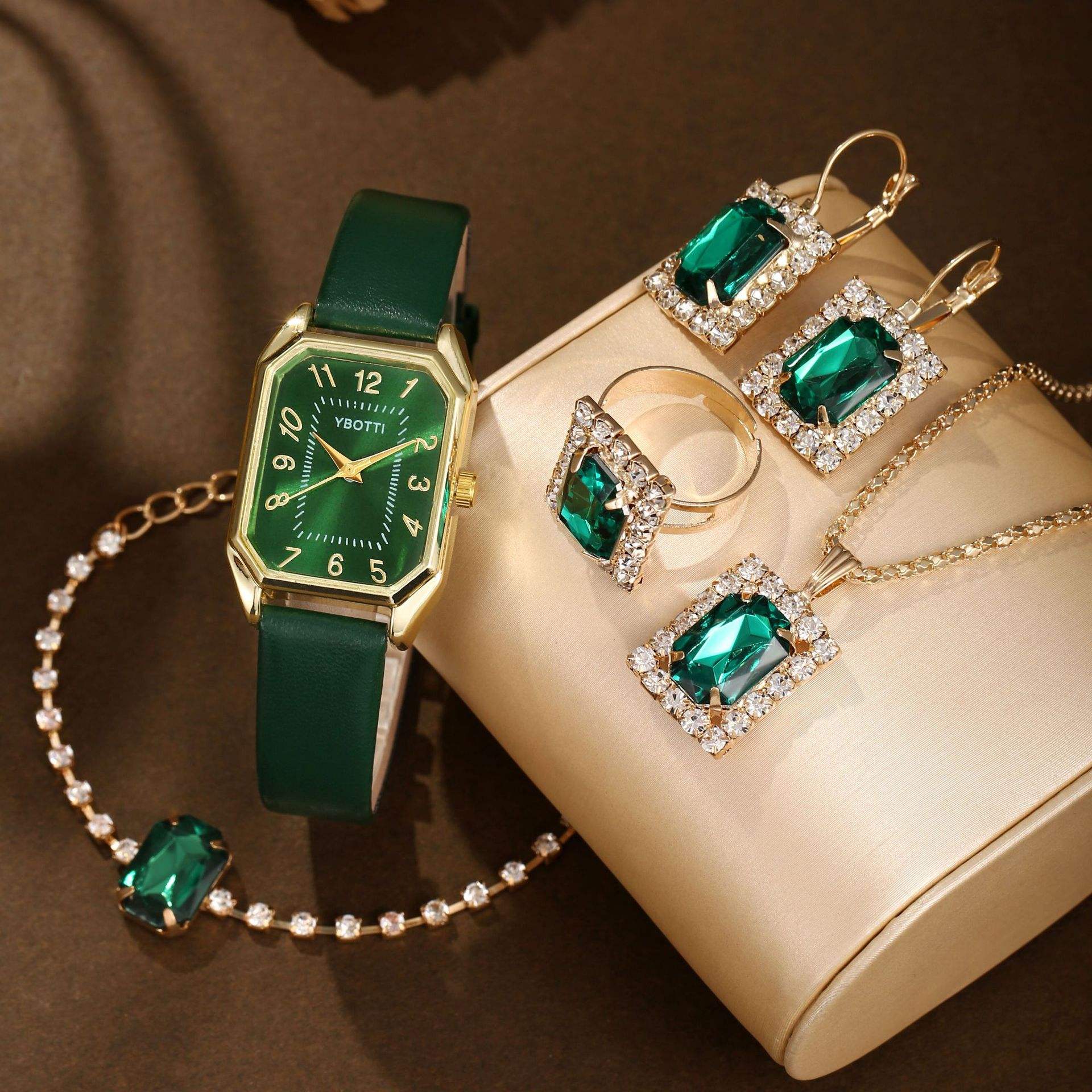 Green Square Rhinestone Jewelry 5-Piece Set Suit