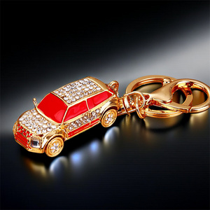 הסיטונאי המכונית keychain צבעוני חמודים עם שרשרת יהלומים מפתחות מפתחות