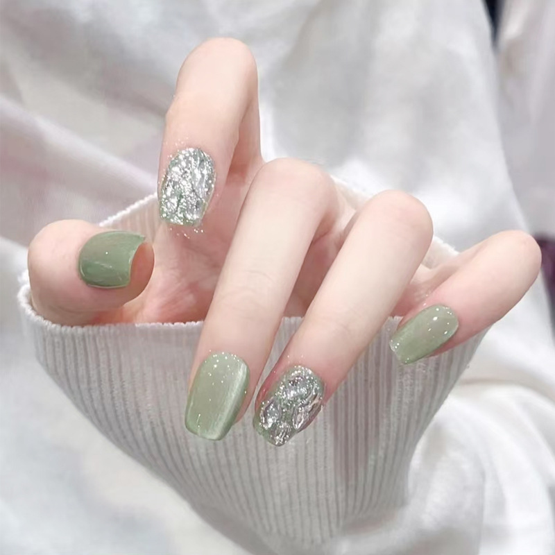 Z332 - milk green green grape