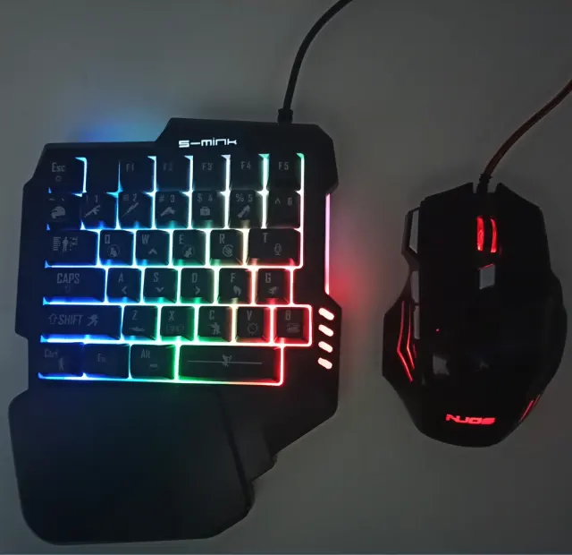 Akıllı klavye ile telefon tutucu ve adaptör gökkuşağı renkli LED ışıklar oyun klavye fare kombinasyonları