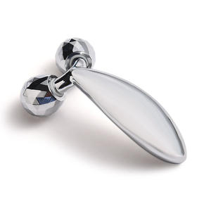 V-Face 3D <span class=keywords><strong>Roller</strong></span> Massager Facial Lifting Gesichts <span class=keywords><strong>massage</strong></span> gerät Lifting Tool Handbuch Face <span class=keywords><strong>Roller</strong></span> Hautpflege zur Reduzierung von Schwellungen - Product Image 1