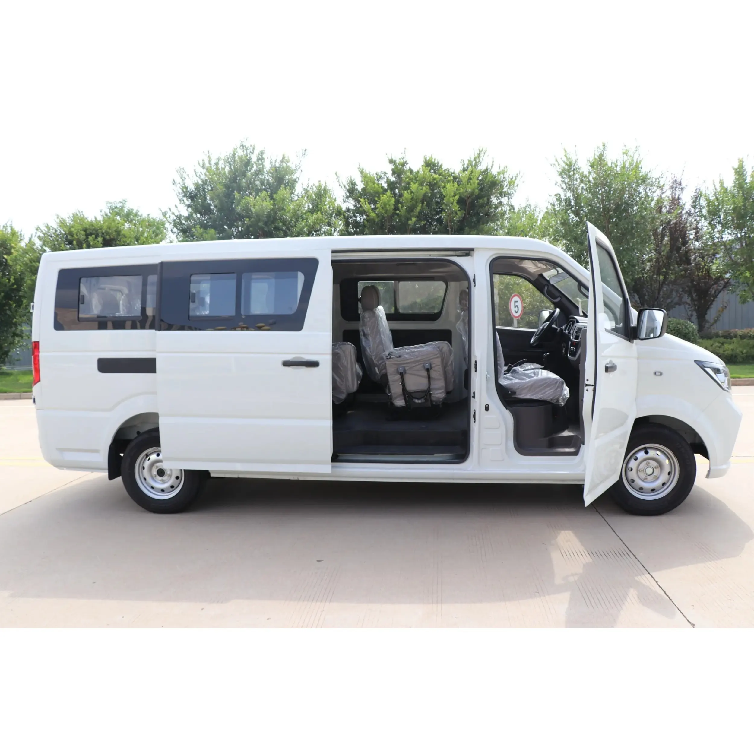새로운 모델 Dongfeng 미니 밴 버스 15 좌석 판매용 전기 자동차