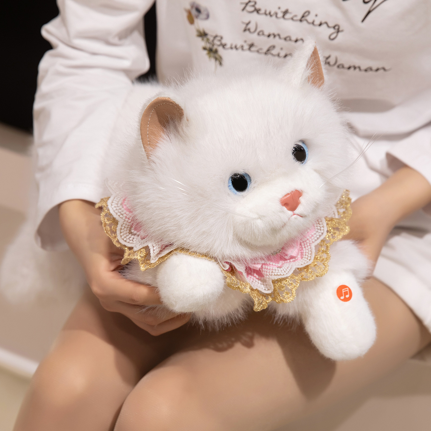 Babero de encaje blanco para gato Ragdoll