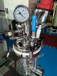 1L-2L laboratuvar vakum emülgatör küçük losyon mikser kozmetik küçük yüksek hızlı kesme homogenier karıştırma makinesi - Product Image 6