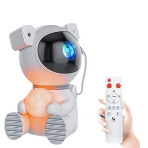 Astronot atmosfer lamba LED ışık kaynak gece lambası Robot oturma duruş sarılma ay yıldızlı gökyüzü projeksiyon masa lambası çocuklar - Product Image 1