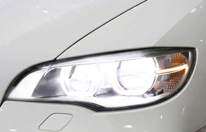 Kafa ışık BMW X6 E71 E72 2008 - 2014 eski için değiştirin yeni stil 4 fonksiyonlar gün ışığı sinyal düşük yüksek işın ön tampon lamba - Product Image 6