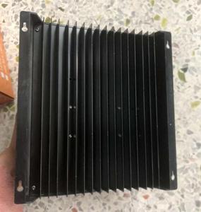 NBK di alta qualità 12V 24V 48V Auto adattamento Display LCD MPPT 50A 60A 80A 100A regolatore di carica solare