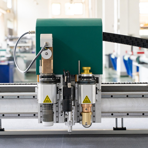<strong>Multi</strong> <strong>Function</strong> Beehive Spaceship Stamping Textile Collar Medallion Jet Prototypecorrugated Cardboard Making Machine in Germany - Product Image 5