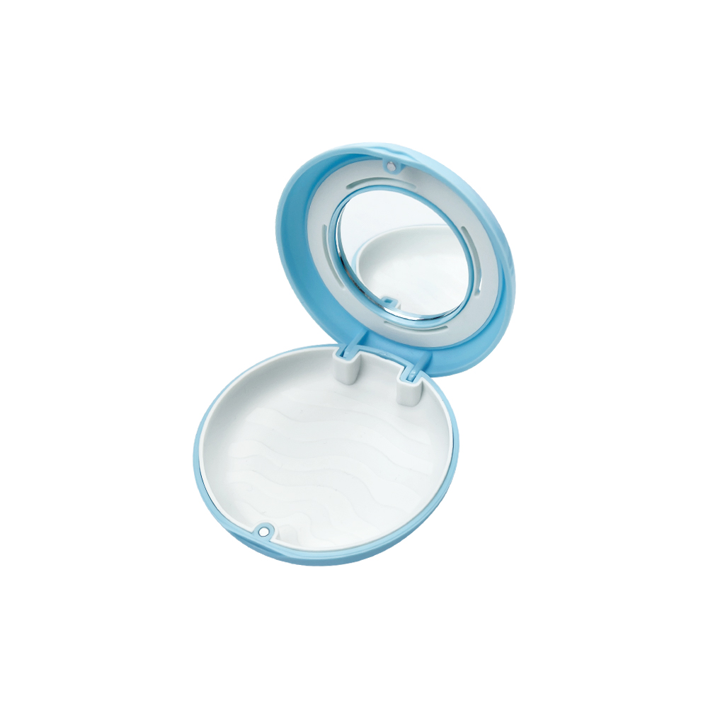 Blue-white-mirror