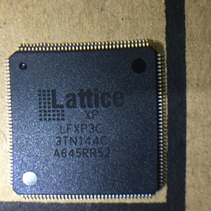 LFXP3C-3TN144C LFXP3C3TN144C nuovo Gate Array programmabile sul campo originale IC FPGA 100 I/O TQFP144 componenti elettronici - Product Image 2
