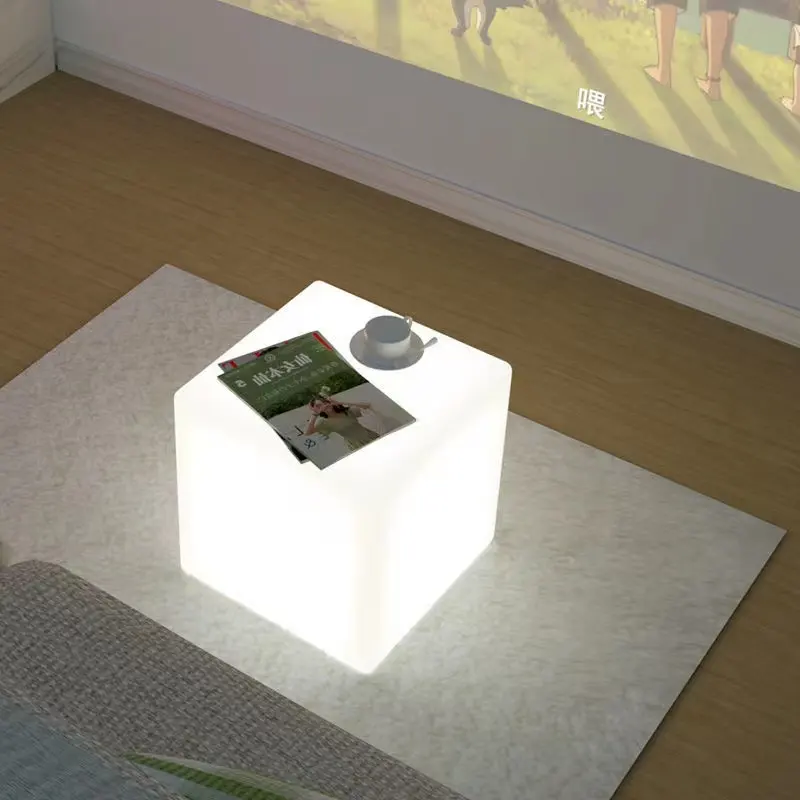 Barra de diseño para muebles del hogar, mesa de cubo de luz Led moderna de plástico para exteriores, nuevo diseño