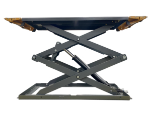 Destek kolu ile zemin makaslı 4 Ton, rafta hareketli elektro kontrol kabini iki rampa - Product Image 5