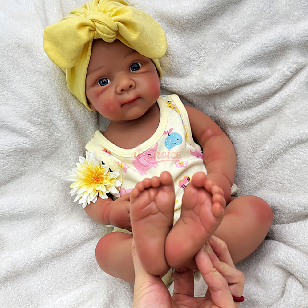 เด็กผู้หญิงที่ทาสี#4