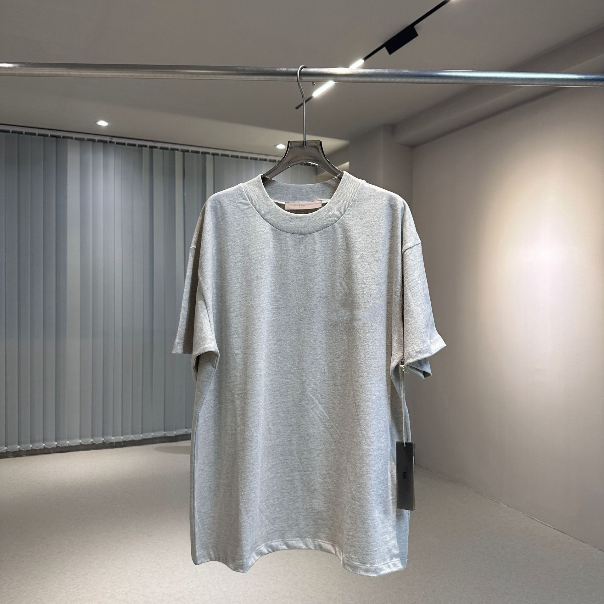 Grigio chiaro