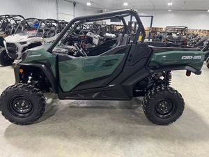 TOP PERFORMANCE 2024 CAN-Am <strong>Commander</strong>: DPS 1000R Side-By-Side Vehicle UTV - Product Image 2