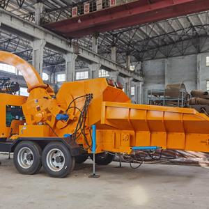 Albero della silvicoltura idraulicamente cippatrice per legno resistente Crusher telecomando pista Chipper legno cippatrice per la lavorazione dei tronchi in loco - Product Image 3
