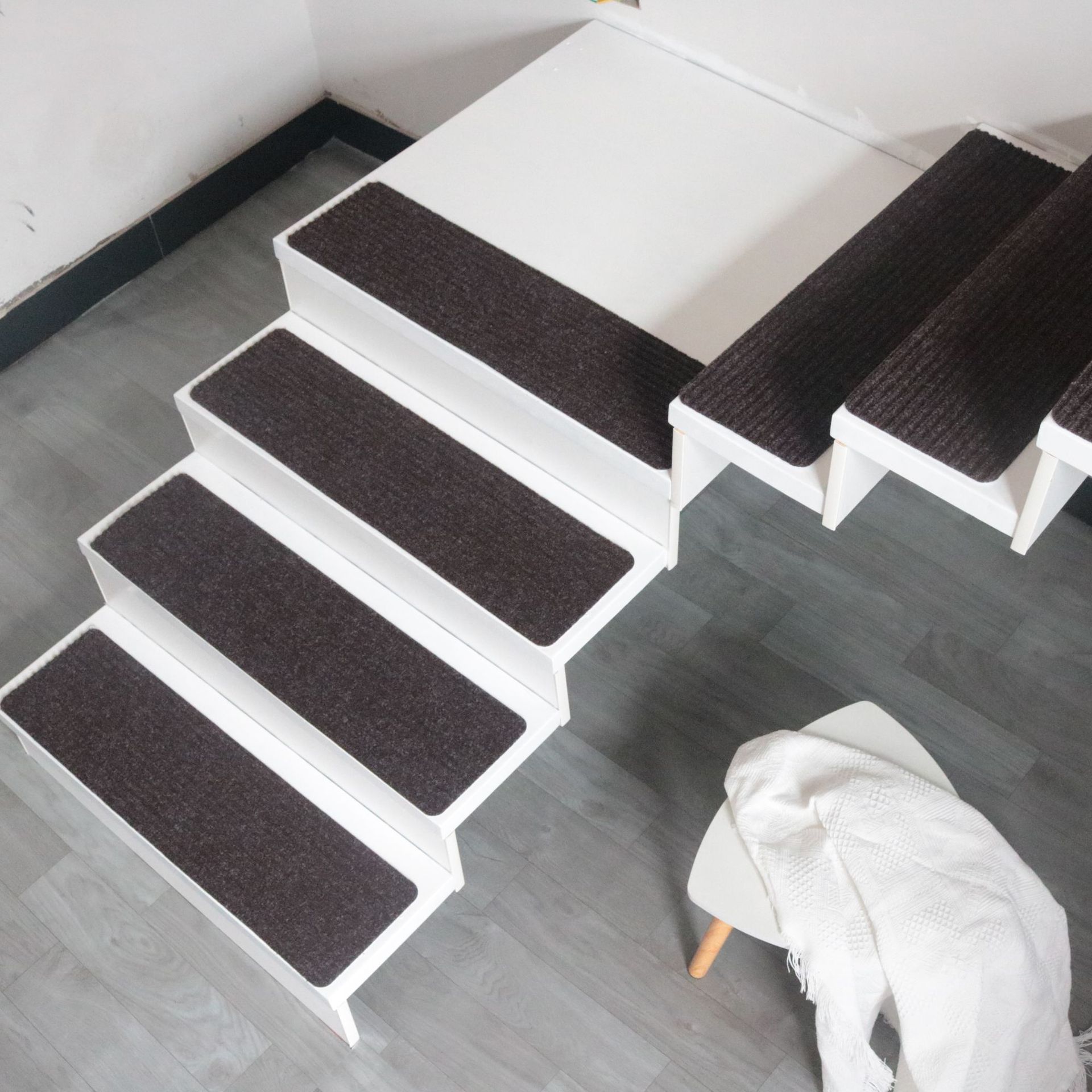 Double stripe dark tan
