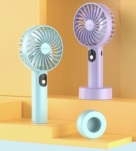 <span class=keywords><strong>YOOBAO</strong></span> düşük fiyat şarj edilebilir el USB Fan 2000mAh 3000mAh LED ev ofis için dijital ekran gürültüsüz Mini Fan açık