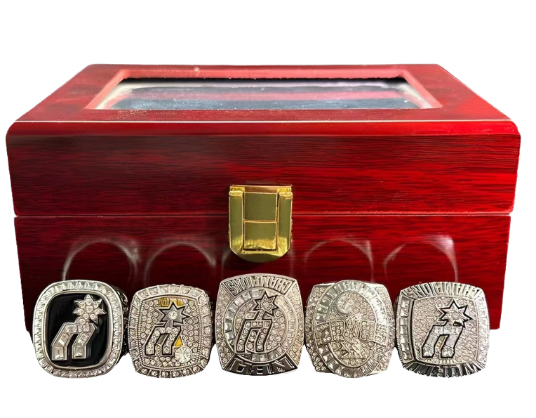 silvery ring with box