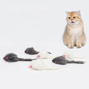 毛绒鼠猫玩具白色和灰色含沙互动玩具 - Product Image 4