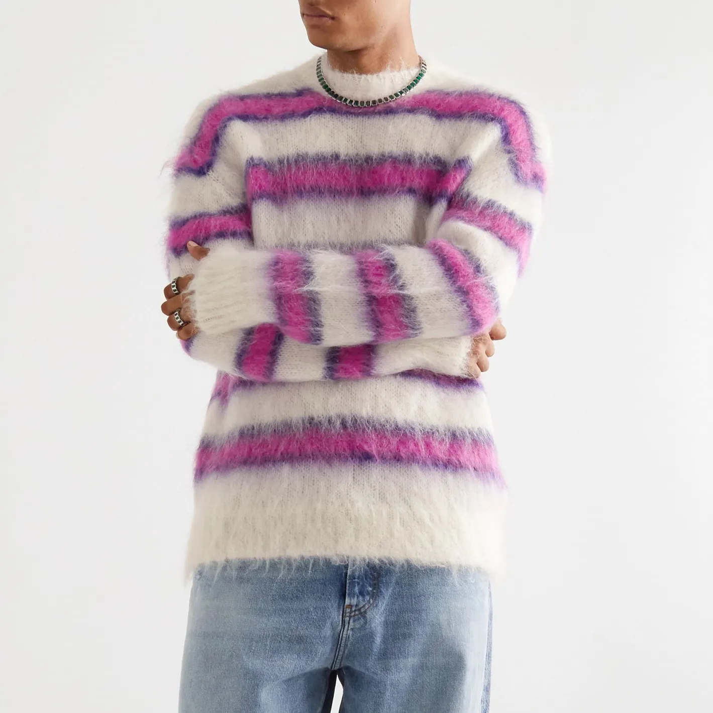 Logotipo personalizado oem odm invierno cálido hombres diseñador lujo pulóver multicolor rayas Mohair Fuzzy Jacquard suéter de punto