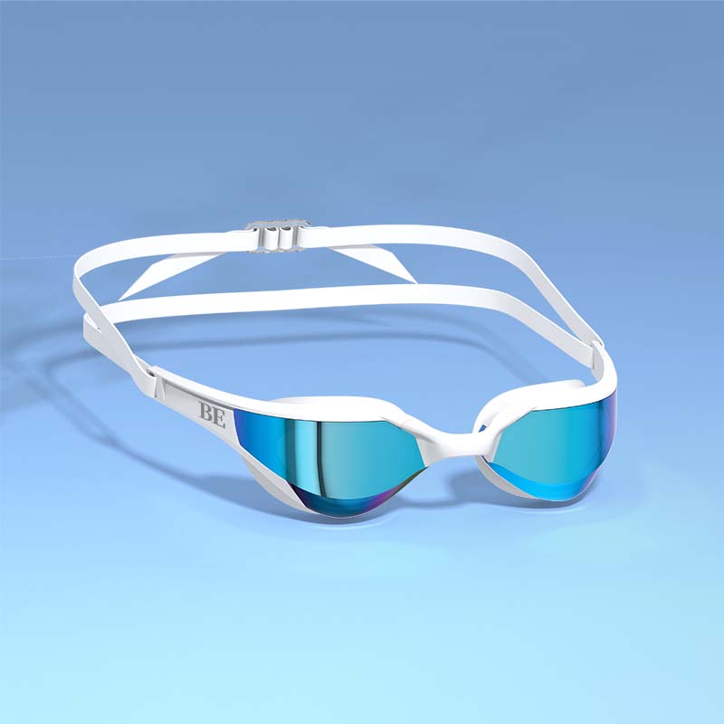 Blanc plaqué bleu