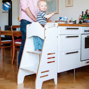 Multifunctionele Peutertoren, 3-In-1 Houten Leerhulp Met Krijtbord En Veiligheidsvoeten - Product Image 1