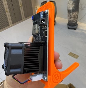 Bitaxe Gamma 601 1.2T 18W低電力コンピューティングボードBM1370チップ付きOLEDディスプレイESP32 WiFiグローバルプラグサイレントデザイン - Product Image 4