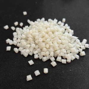 注射制造商模具中使用的颗粒/原始和回收HDPE颗粒中的高密度聚乙烯 - Product Image 1