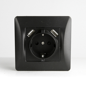 Venta caliente de fábrica Enchufe de pared estándar europeo con interfaz USB A + C Enchufe de interruptor de pared multifuncional - Product Image 2