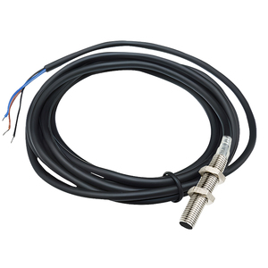 金属誘導強力干渉防止能力12-24V <span class=keywords><strong>DC</strong></span> 3ワイヤーM8円筒誘導タイプ近接スイッチ