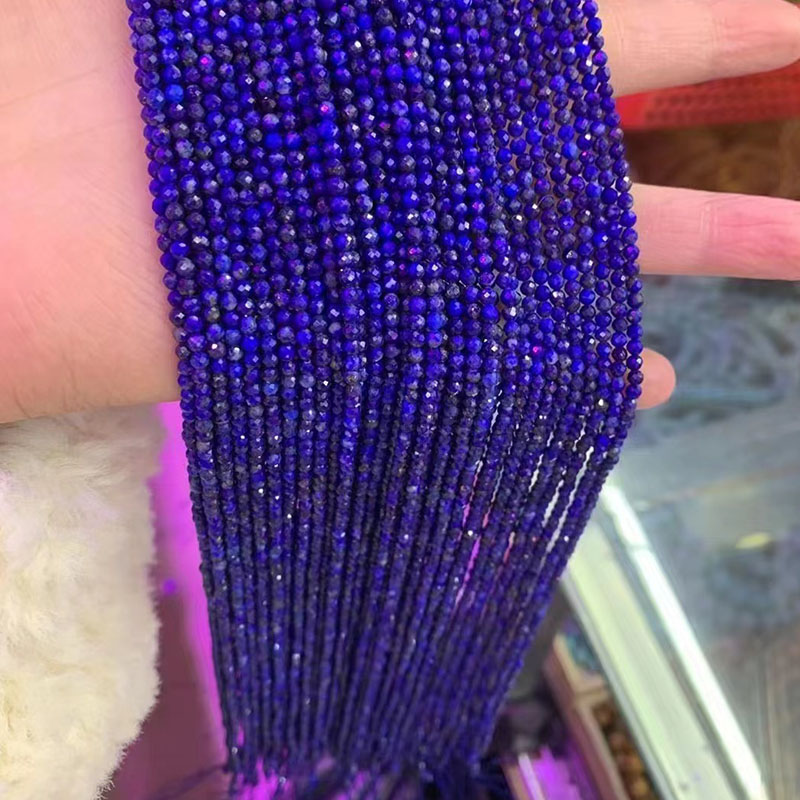 Lapis 2,0 mm (environ 180 perles)