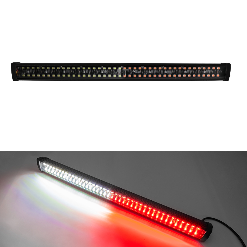 80 luces rojas y blancas.