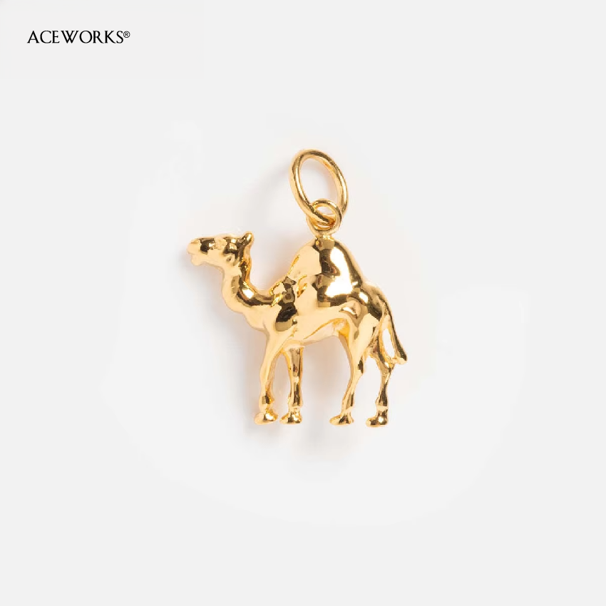 Camel Charm Gold