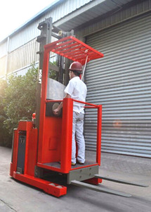 ספק סיני 1.3ton 6 מטר מחסן הזמנה חשמלי עם פונקציה מגבלת מהירות מעלית גבוהה