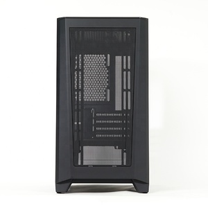 Entusiastas del PC construyendo ordenador personalizado con diseño de carcasa - Product Image 6