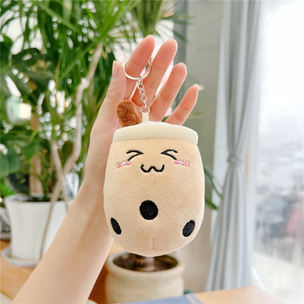 Brown squinting ordinary hanging chain