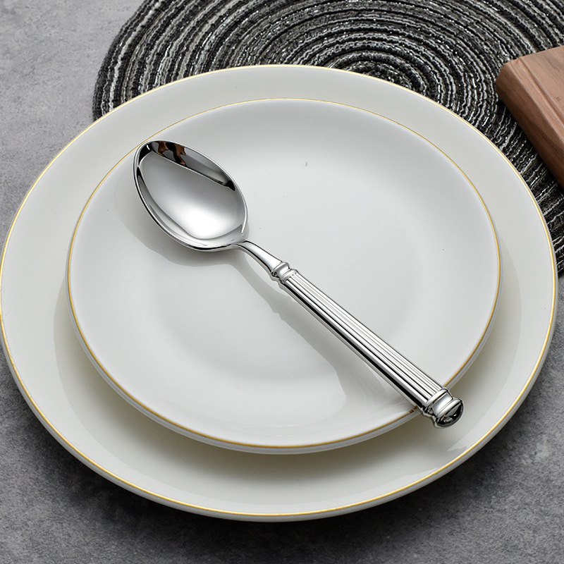 cuchara de mesa