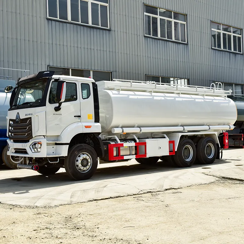 HOWO Lkw Marke 16000 Liter 20000 Liter Kapazität 6x4 Kraftstofftank Lkw Öltankwagen zu verkaufen Kaution Versand