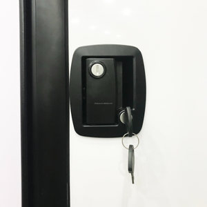 Benutzer definierte doppelt öffnende RV-Tür Zweiteilige Tür verkleidung für Wohnmobil 590x1700mm