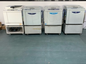 RZ 430 180PPM yenilenmiş Risos hızlı makineler yüksek hızlı Risographs A3 yazıcılar 600x600 DPI çoğaltıcılar - Product Image 6
