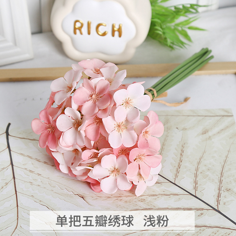 5-petal hydrangea, light pink